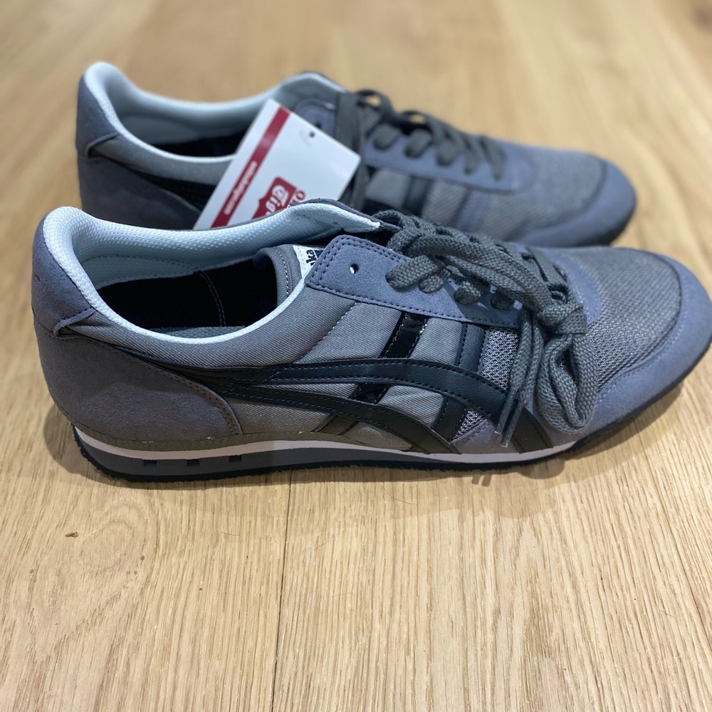 Onisuka Tiger Unisex shoes Men’s 12 Women’s 13 1:2